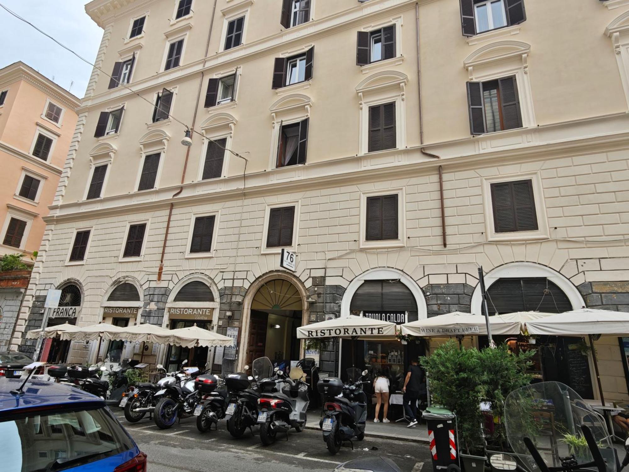 Hotel Milo — Foto 1